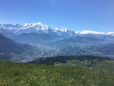 Contact' Mont-Blanc la plateforme locale pour les pros et les particuliers, article : Contact'Mont-Blanc : ce réseau local qui n'a rien d'un business club.